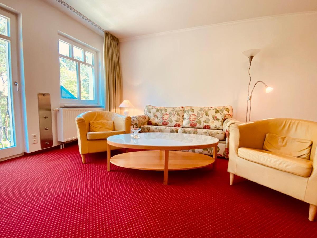 Haus Kastell - Suite Strandglueck Heringsdorf Zewnętrze zdjęcie